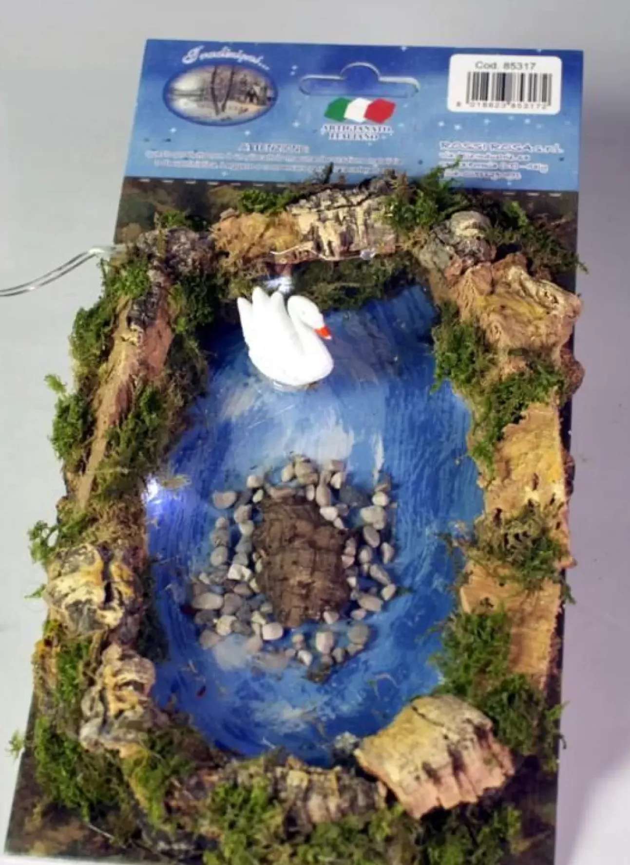 Lago Con Cigno E Luci A Batteria 20X12Cm