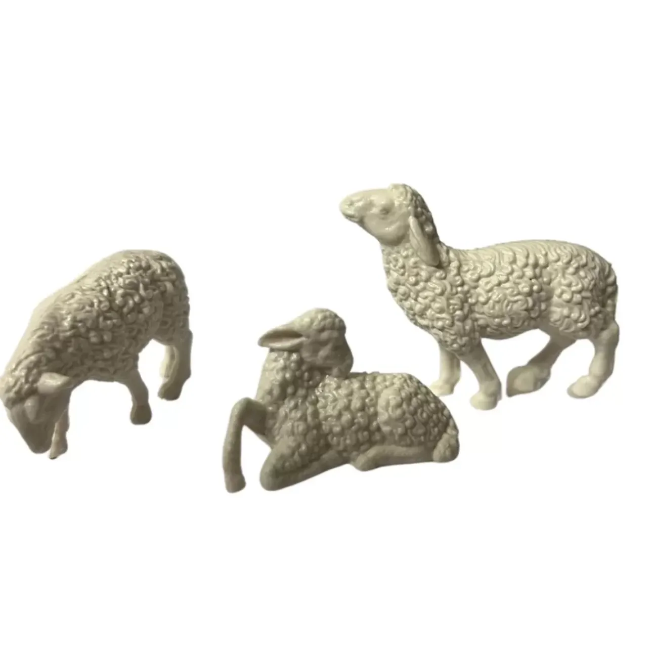 3 Pecore Bianche In Resina 10Cm